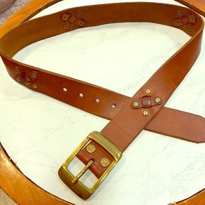 Lucky leather belt